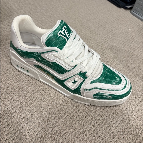 New Louis Vuitton men’s colored in motif trainer sneakers size 12 green - Picture 1 of 10